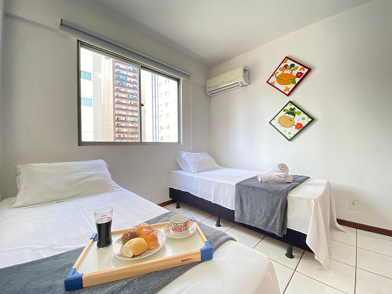 CB54 - Churrasqueira, 2 Dorm Climatizados, Garagem