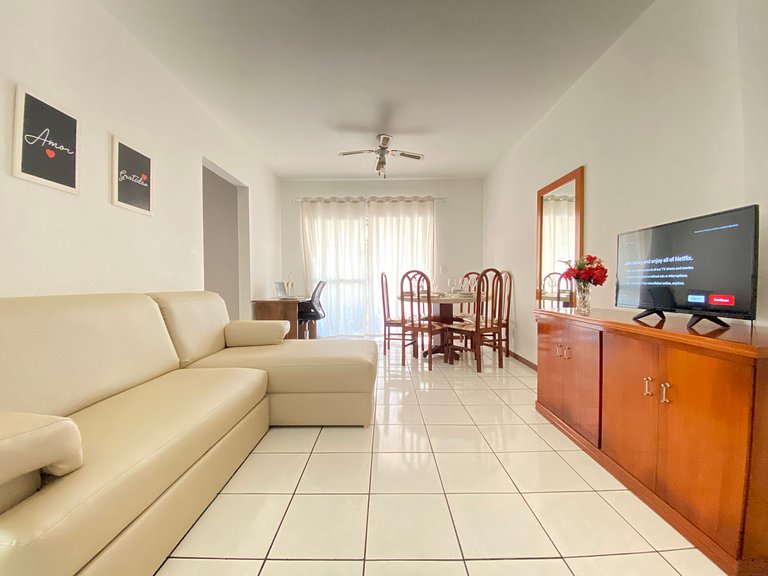 CB54 - Churrasqueira, 2 Dorm Climatizados, Garagem