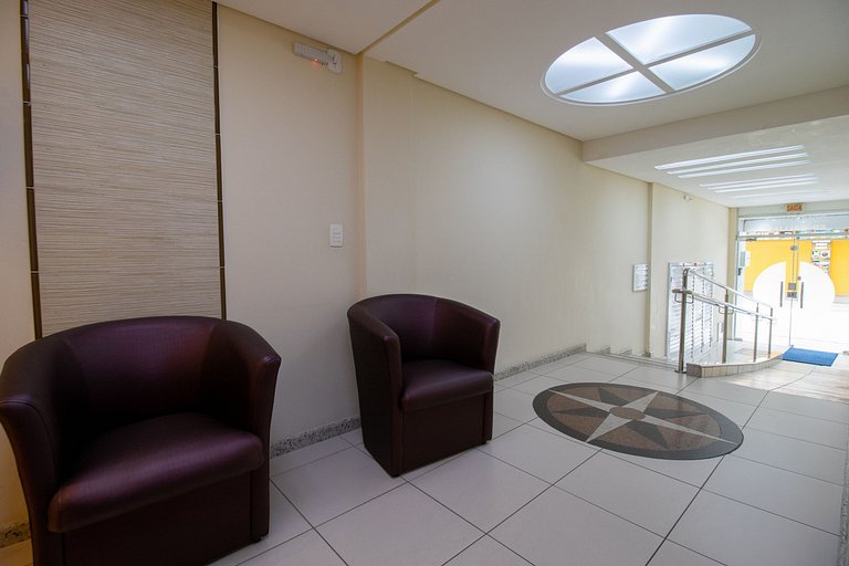 CLR23 -Calçadão, 1Dorm Climatizado, Wi-Fi, Garagem