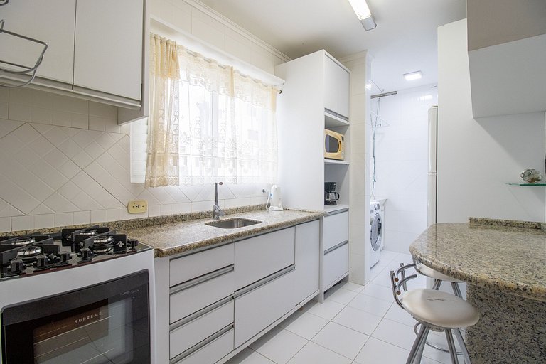 MRF113 - Quadra mar, Churrasqueira, 2Dorm, Garagem