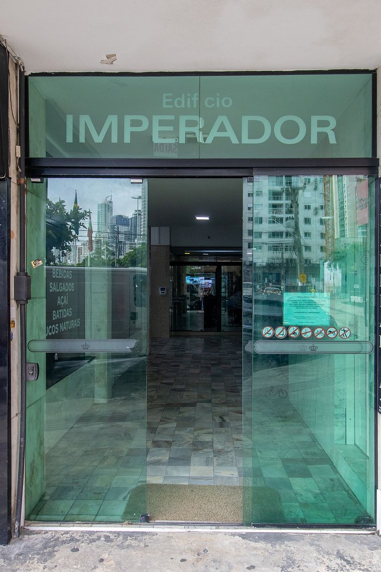 IMP15 - Frente Mar, 4 Dorm, Calçadão, Encantador