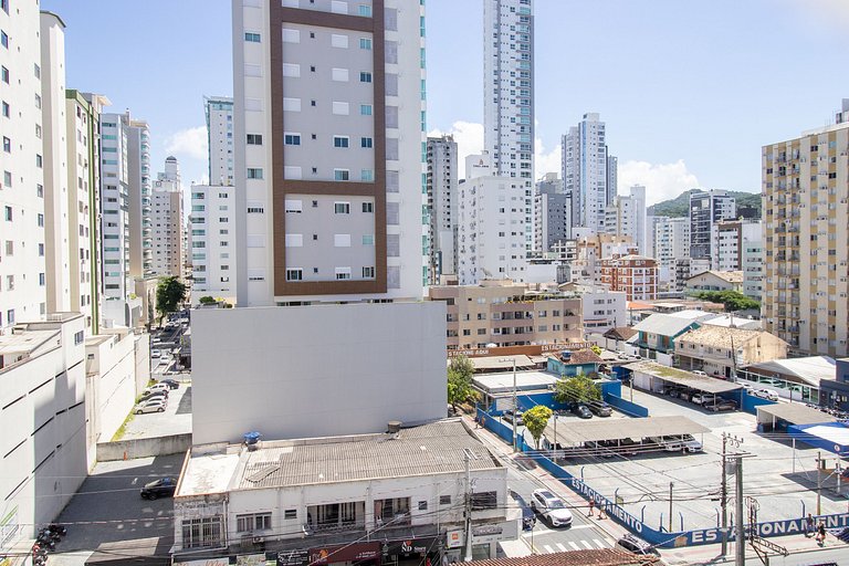 BK34 - 2 Dorm Climatizados, Próx Calçadão, Garagem