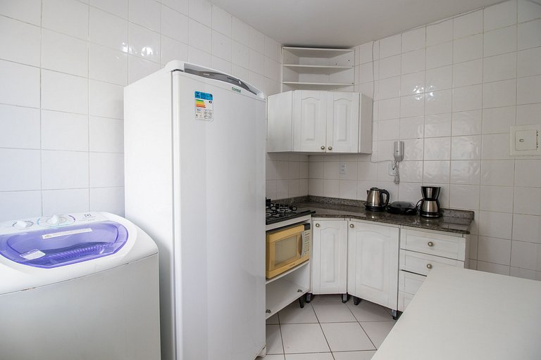 CLR23 -Calçadão, 1Dorm Climatizado, Wi-Fi, Garagem