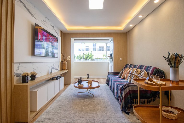 GMN51 - Av. Brasil, Climatizado, 2 suítes + 1 Dorm