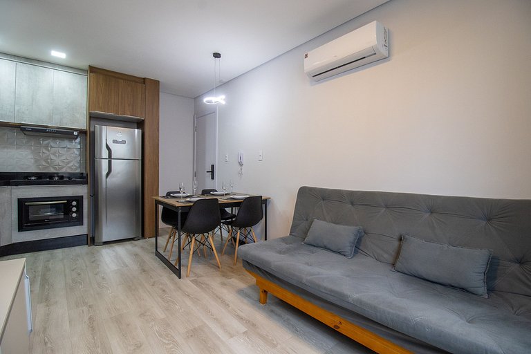 POS51B - Climatizado, Av Brasil, Garagem, TV Smart