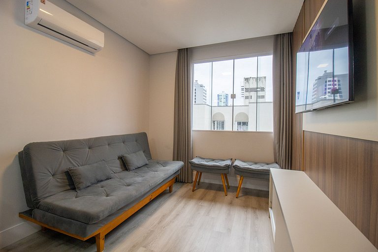 POS51B - Climatizado, Av Brasil, Garagem, TV Smart