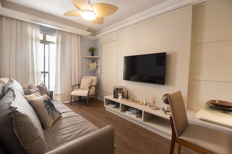 SCR64 - 2 Dorm Climatizados, Confortável, TV Smart