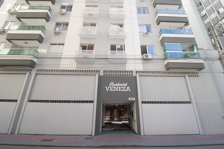 VNZ42B - Climatizado, Quadra Mar, Garagem, Wi-Fi
