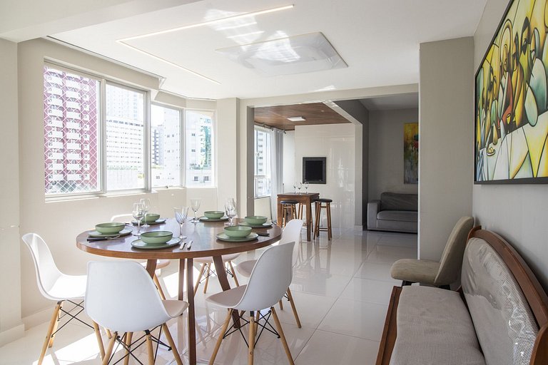CB62 - Duplex, 4 Dorm Climatizados, Churrasqueira