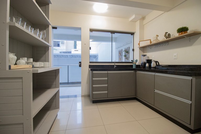 MAU11 - Av. Brasil, Churrasq, 3 Dorm, Climatizado