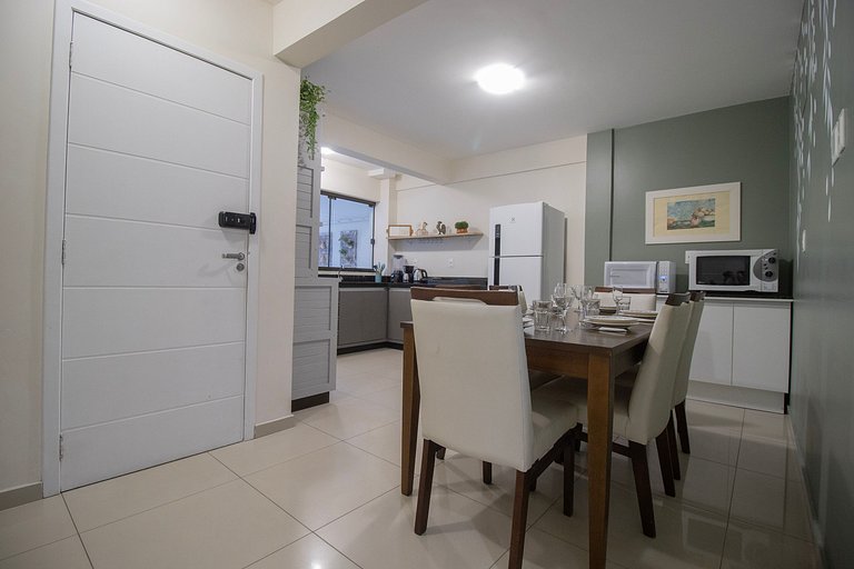MAU11 - Av. Brasil, Churrasq, 3 Dorm, Climatizado