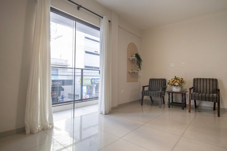 MAU11 - Av. Brasil, Churrasq, 3 Dorm, Climatizado