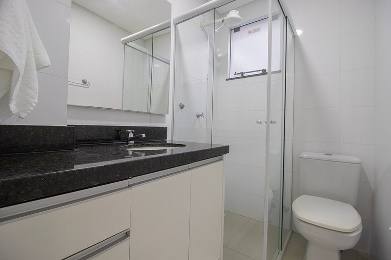 MAU11 - Av. Brasil, Churrasq, 3 Dorm, Climatizado