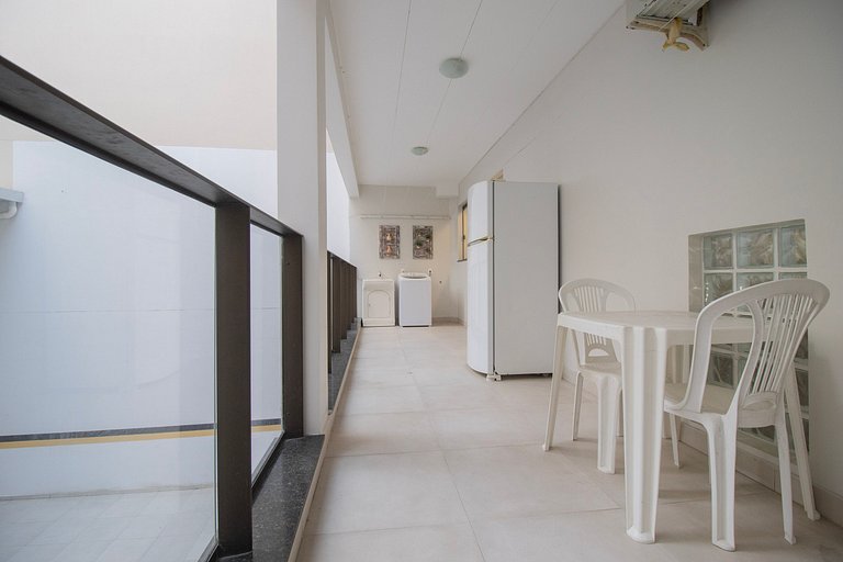 MAU11 - Av. Brasil, Churrasq, 3 Dorm, Climatizado