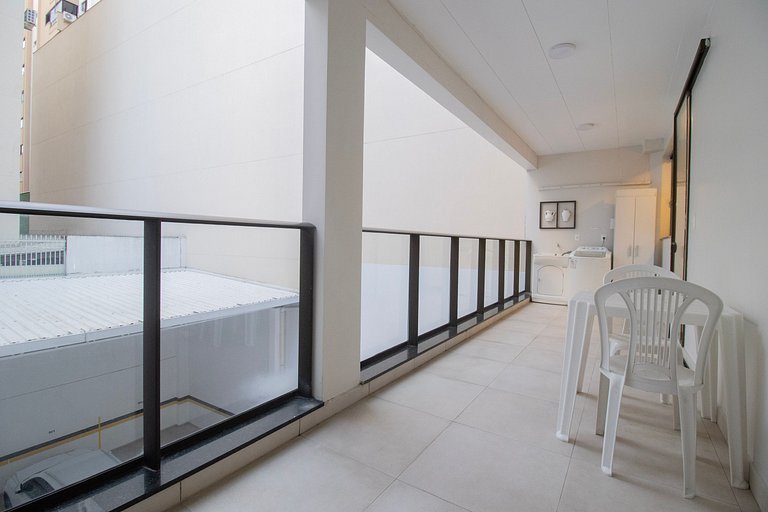 MAU21 - Av. Brasil. 3 Dorm, Climatizado, Churrasq