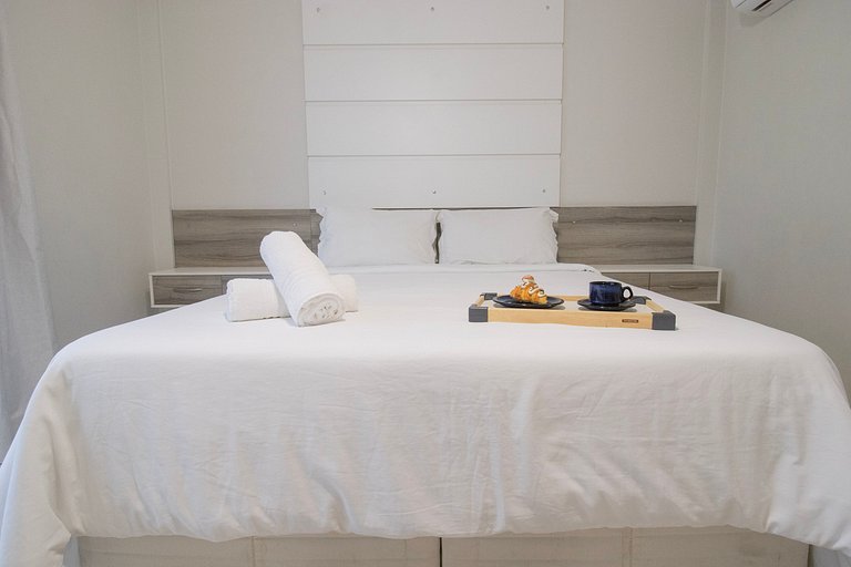 MAU21 - Av. Brasil. 3 Dorm, Climatizado, Churrasq