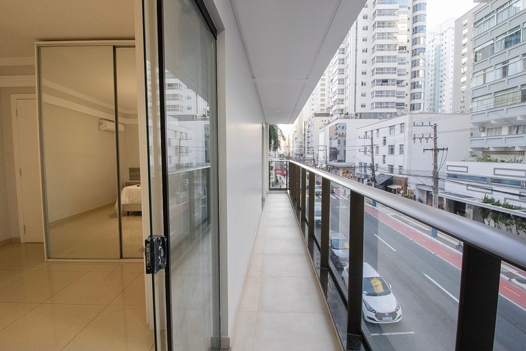 MAU21 - Av. Brasil. 3 Dorm, Climatizado, Churrasq