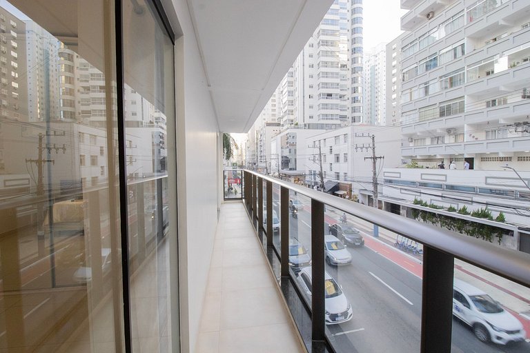 MAU21 - Av. Brasil. 3 Dorm, Climatizado, Churrasq