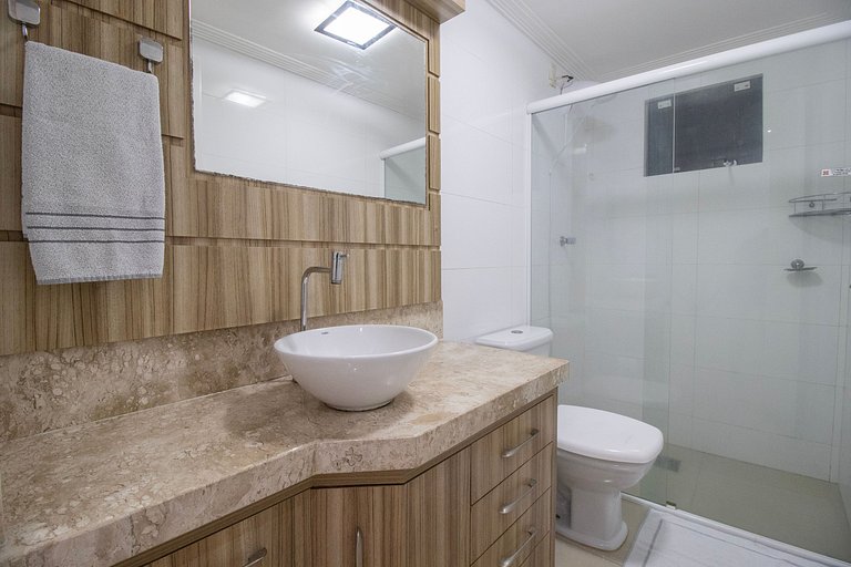 MAU21 - Av. Brasil. 3 Dorm, Climatizado, Churrasq