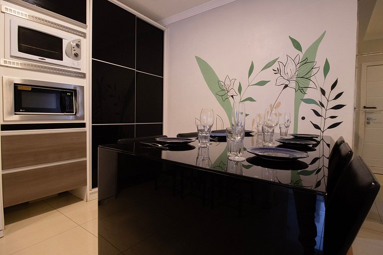 MAU21 - Av. Brasil. 3 Dorm, Climatizado, Churrasq