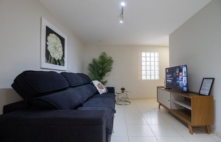 NUN21 - 2Dorm, Sacada, Garagem, TV Smart