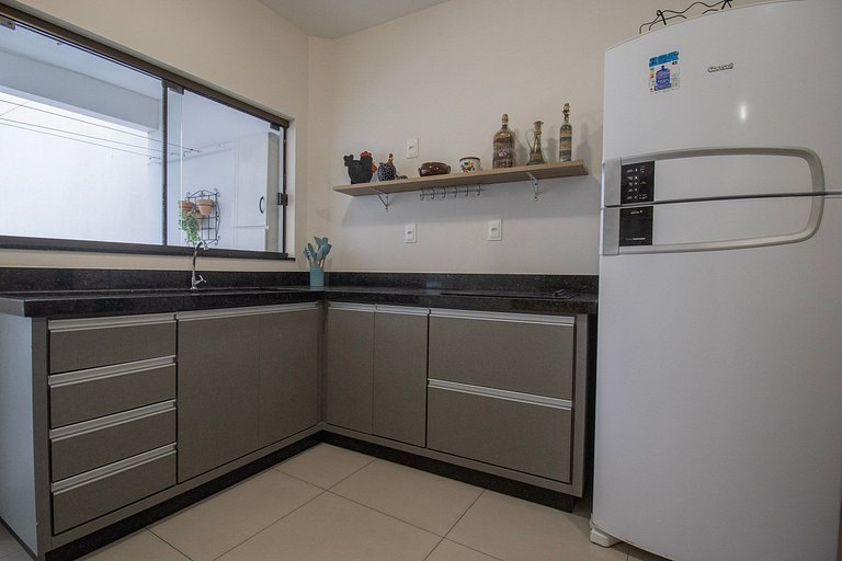 MAU31 - Churrasqueira, Av. Brasil, 3 Dorm