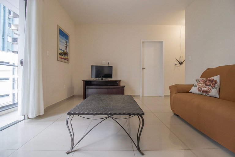 MAU31 - Churrasqueira, Av. Brasil, 3 Dorm