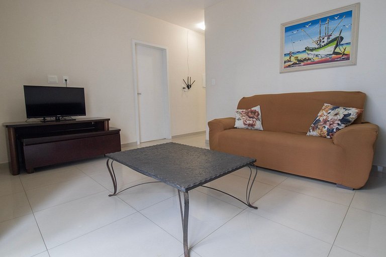 MAU31 - Churrasqueira, Av. Brasil, 3 Dorm