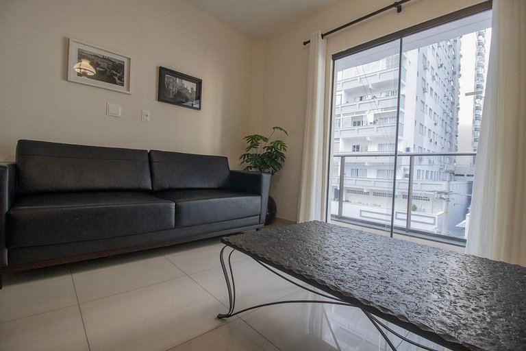 MAU31 - Churrasqueira, Av. Brasil, 3 Dorm