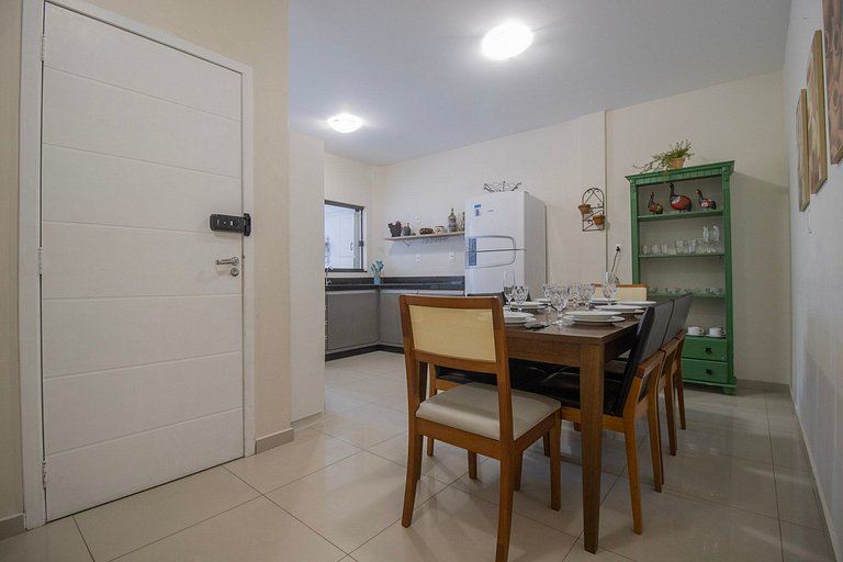MAU31 - Churrasqueira, Av. Brasil, 3 Dorm