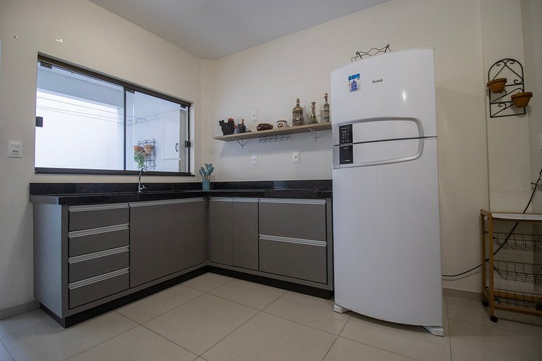 MAU31 - Churrasqueira, Av. Brasil, 3 Dorm