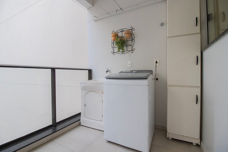 MAU31 - Churrasqueira, Av. Brasil, 3 Dorm