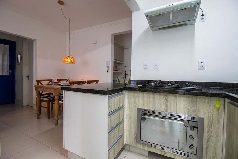DEL34 - Quadra Mar, 2 Dorm, TV Smart, Sacada