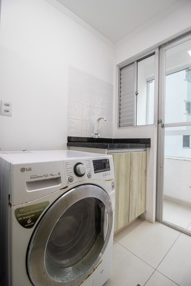 DEL34 - Quadra Mar, 2 Dorm, TV Smart, Sacada