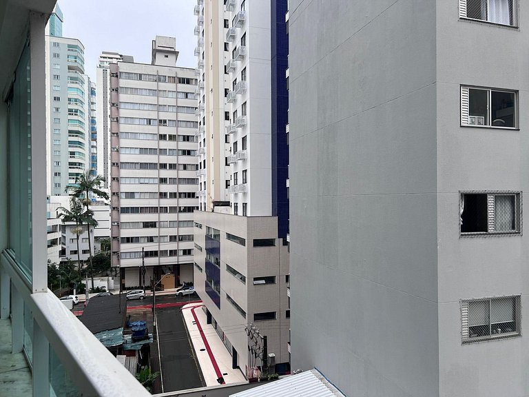 DEL34 - Quadra Mar, 2 Dorm, TV Smart, Sacada