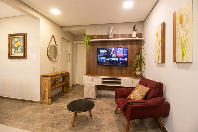 CRM25 - Lindo Espaço, Climatizado, 2 Dorm, Garagem