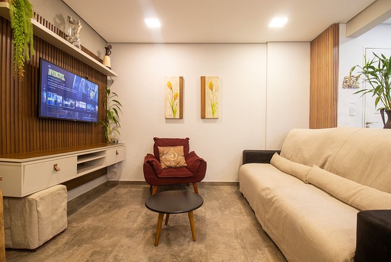 CRM25 - Lindo Espaço, Climatizado, 2 Dorm, Garagem
