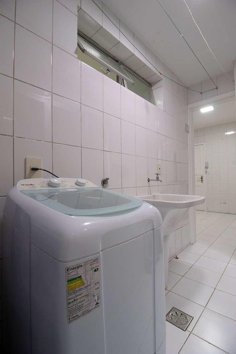 MTL22 - 3 Dorm, Prox. Praia Central, Climatizado