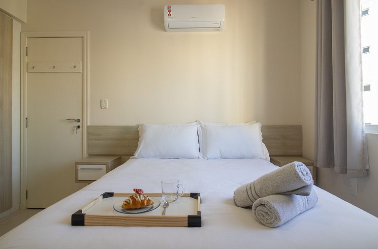BRA111 - 2 Dorm, Av. Central, Churrasq, Garagem