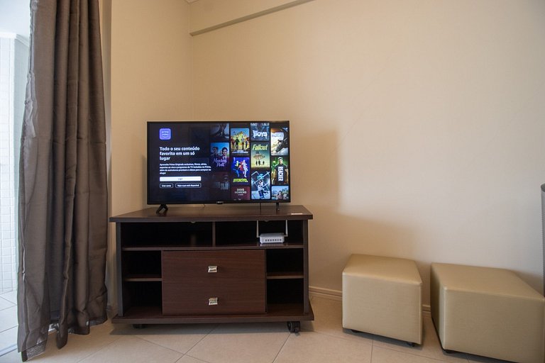 BRA111 - 2 Dorm, Av. Central, Churrasq, Garagem