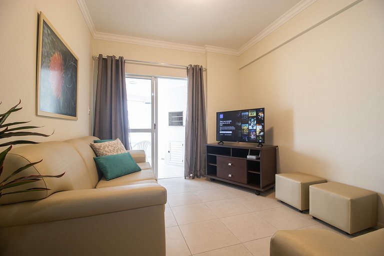 BRA111 - 2 Dorm, Av. Central, Churrasq, Garagem