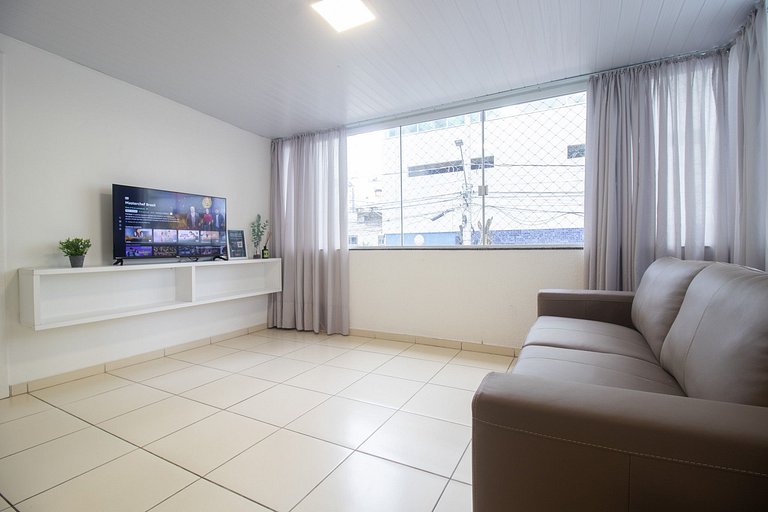 JOA24 - 2 Dorm, Totalmente Climatizado, Garagem