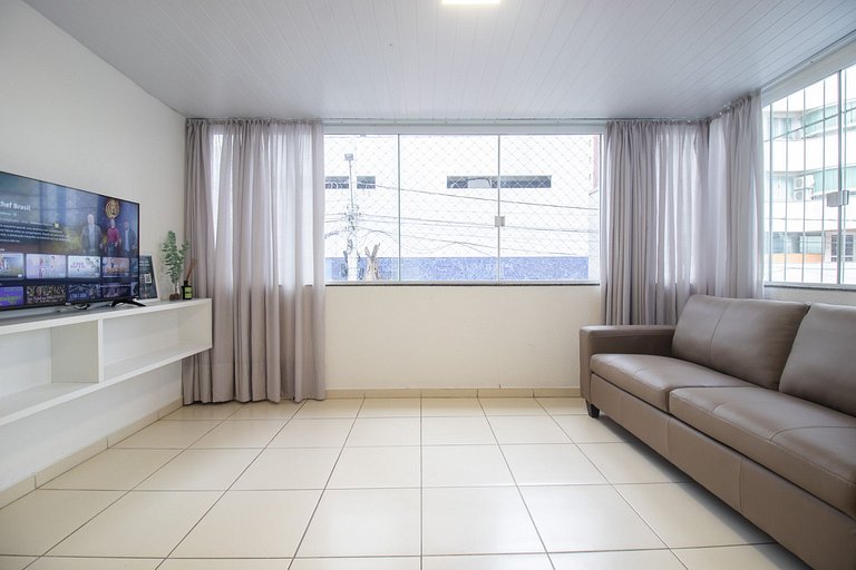 JOA24 - 2 Dorm, Totalmente Climatizado, Garagem