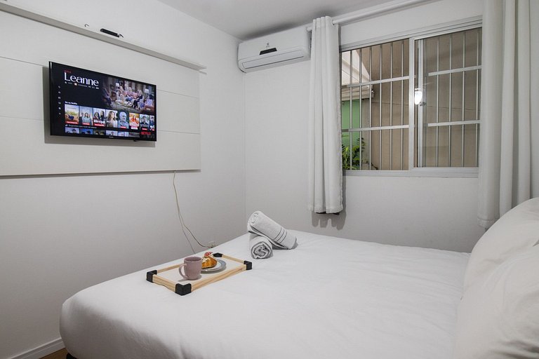 ACC13B - 1 Dorm, Quadra Mar, Wi-Fi, Varanda