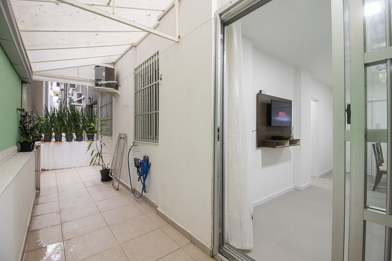 ACC13B - 1 Dorm, Quadra Mar, Wi-Fi, Varanda