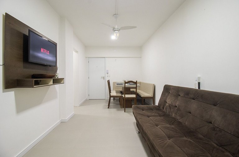 ACC13B - 1 Dorm, Quadra Mar, Wi-Fi, Varanda
