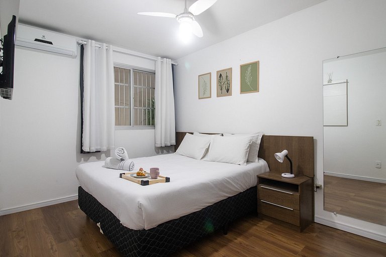 ACC13B - 1 Dorm, Quadra Mar, Wi-Fi, Varanda