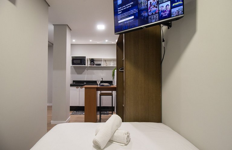 RRS5 - Studio, Smart TV, Wi-fi, Compacto