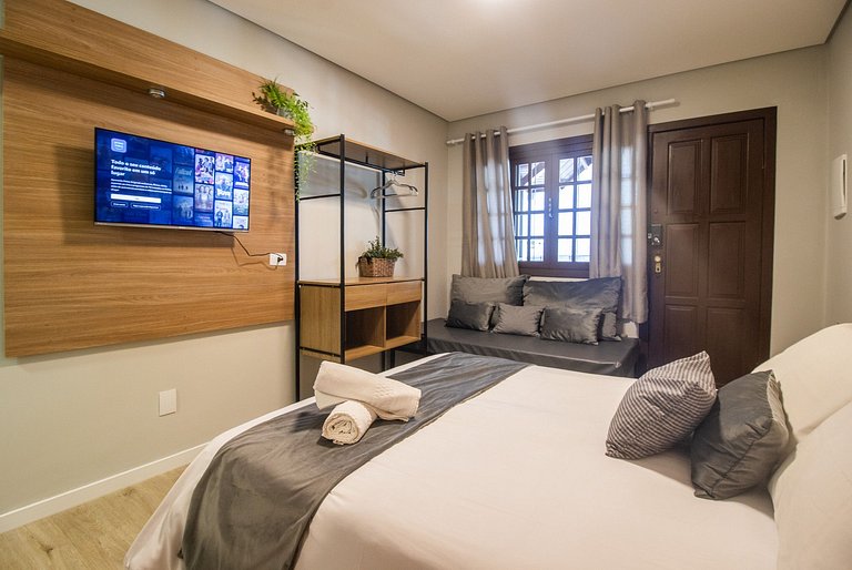 RRS7 - Studio, Smart TV, Centro, Elegante