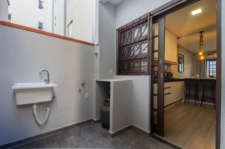 RRS8 - Studio, Smart TV, Wi-fi, Funcional, Centro